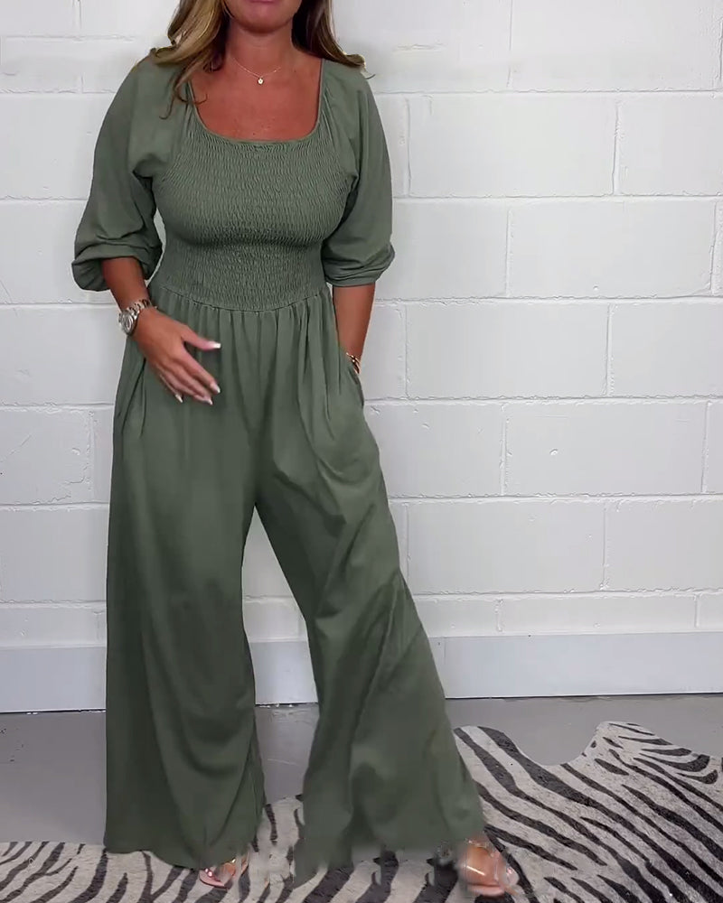 Einfarbiger Jumpsuit mit quadratischem Ausschnitt und Taschen