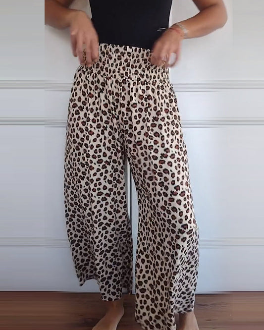 Lässige Hose mit weitem Bein und Leopardenmuster