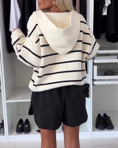 Alia™ - Lässige Jacke mit Streifen Kapuze und Knopfleiste