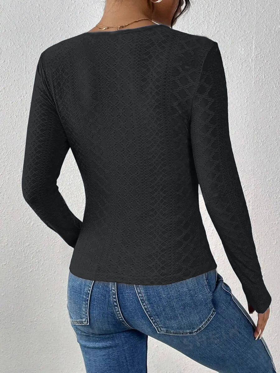 Langarmshirt mit V-Ausschnitt und Spitzeneinsatz